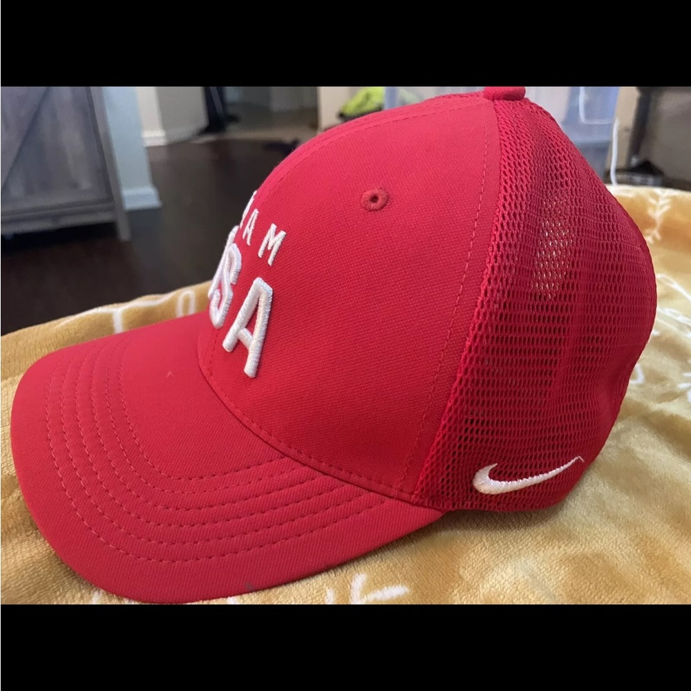 Nike Team USA Red Fitted  Baseball cap classic99 Dri Fit Hat